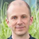 Dr. Falk Eippert